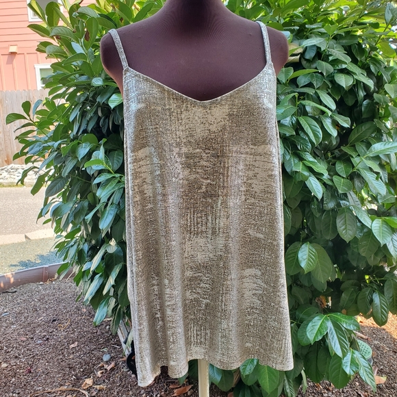 Torrid Shimmer Cami Size OX - Picture 7 of 11